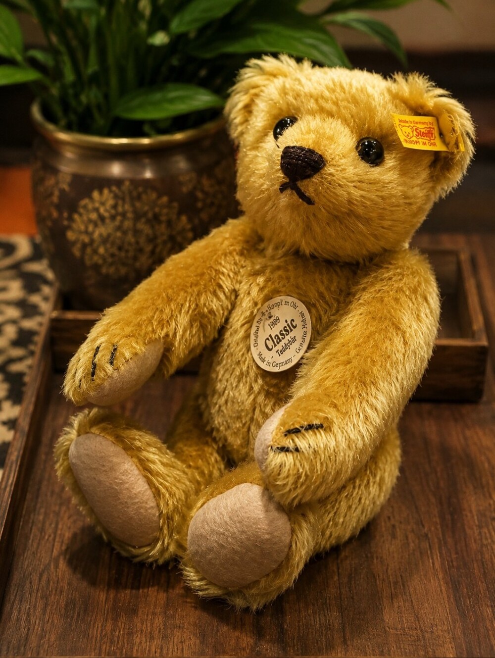Steiff Classic 1909 Blonde Mohair Teddy Bear (VINTAGE 1990'S)- MINT